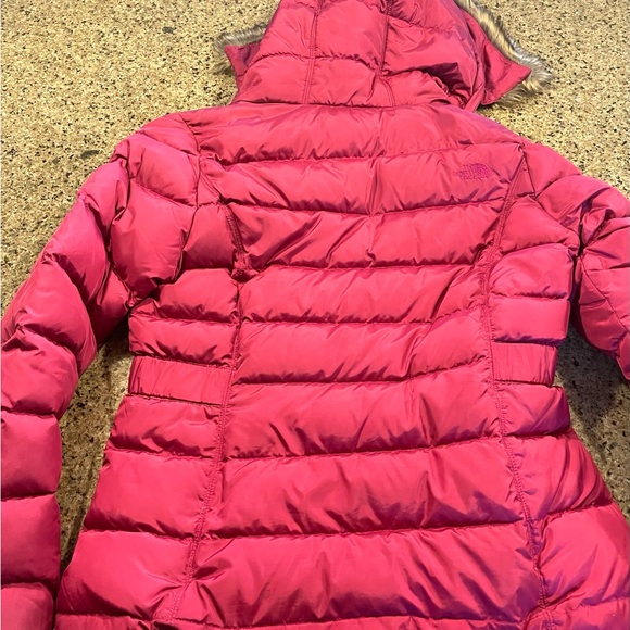 Women’s North Face Down Winter Jacket - Picture 3 of 7